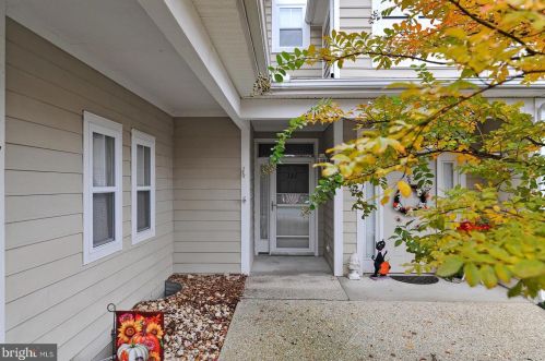 121 Barksdale Ct, Slaughter Beach, DE 19963-4174