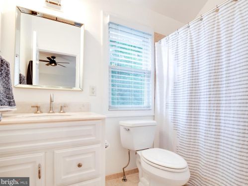 7003 Hickory Hill Rd, Falls Church VA  22042-3903 exterior