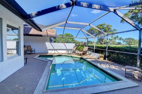 2077 53rd St, Boca Raton FL 33496-3452 exterior