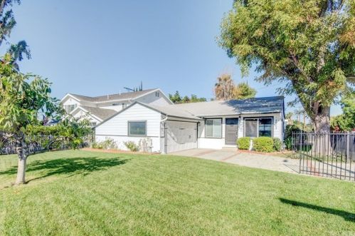 14803 Valleyheart Dr, Van Nuys, CA 91403-1602