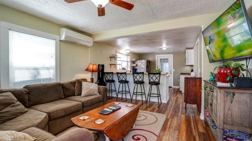 742 Oak St, Ukiah CA  95482-3902 exterior