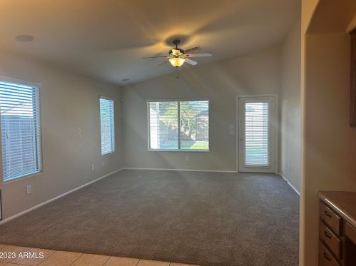 1618 Angeline Ave, San Tan Valley AZ  85140-4065 exterior