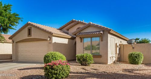 13361 Port Royale Ln, Sun City, AZ 85379-6585