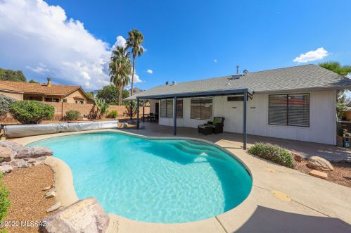 1480 Cyn Shadows Ln, Tucson AZ 85739-1096 exterior