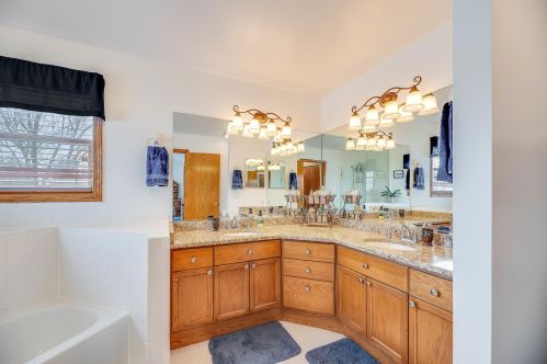 6820 107 Ave, Kenosha WI 53142-7864 exterior