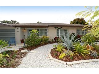 6916 26th St, Bradenton, FL 34207-5710