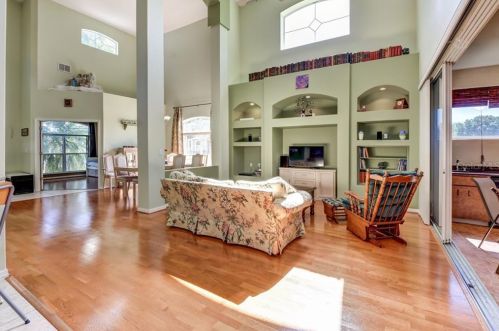 802 Whispering Wind Ct, Daytona Beach FL  32128-7515 exterior