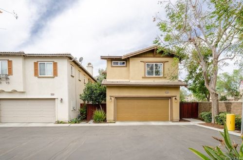 7040 Piedmont St, Chino CA  91710-6962 exterior