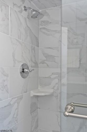 8 Kevin Rd, Lincoln Park NJ  07035-2117 exterior