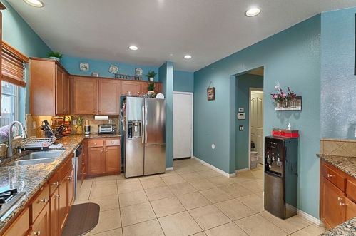 19515 Palomar St, Lake Elsinore CA  92530-6393 exterior