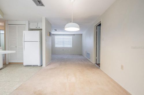 3249 Holiday Lake Dr, Tarpon Springs FL  34691-5013 exterior