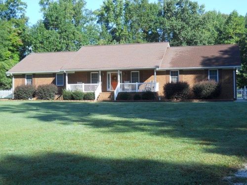 1033 Doves Nest Rd, Tappahannock, VA 22560-5839