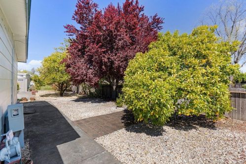 40 Westgate Cir, Santa Rosa CA  95401-9014 exterior
