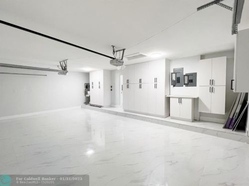 3591 177th Ave, Hollywood FL  33029-1666 exterior