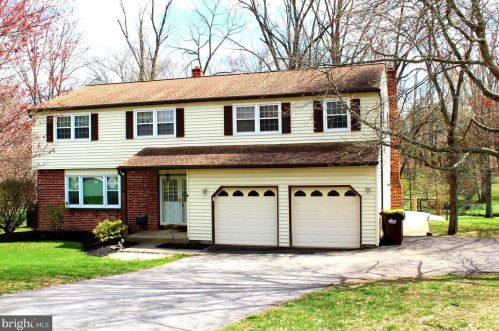 3042 Taft Rd, Norristown, PA 19403-4063