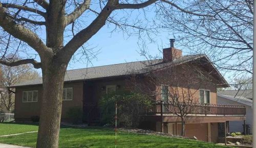 2127 Tilbury Rd, Waterloo IA  50701-1655 exterior