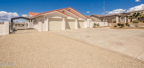 2211 Souchak Dr, Lake Havasu City, AZ 86406-8330