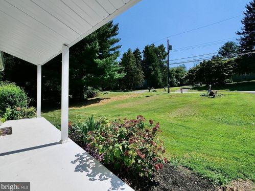 1694 Bethel Rd, Boothwyn PA  19060-2049 exterior