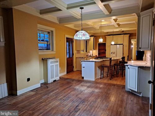 1339 Dekalb St, Norristown PA  19401-3403 exterior