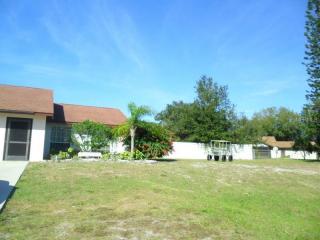 5235 Indian Mound St, Sarasota, FL 34232-2665