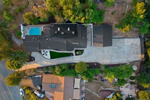 3226 Laurashawn Ln, Escondido CA 92026-8532 exterior