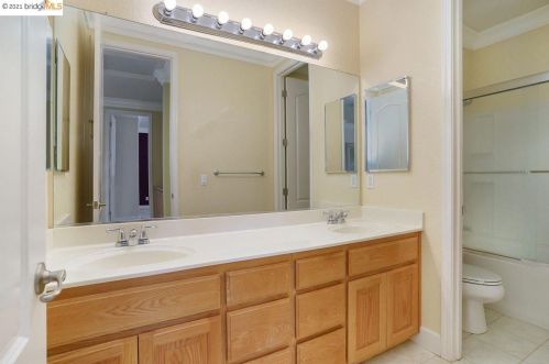 1824 Santa Rita Dr, West Pittsburg, CA 94565-7652