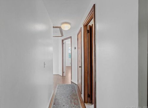 4 Pleasant Rise Cir, Brookfield Center CT  06804-2109 exterior