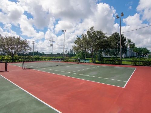 221 Grove Isle Cir, Vero Beach FL  32962-8532 exterior