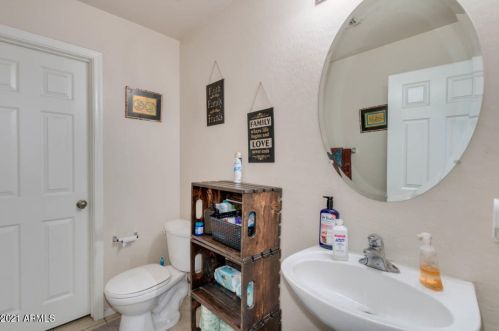 7412 37 Dr, Phoenix AZ 85053-2808 exterior