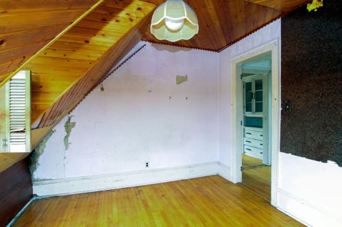 812 Burleigh St, Milwaukee WI 53222-4804 exterior