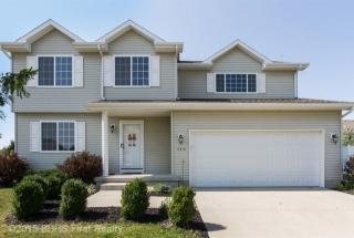 740 Carefree Ln, Waukee, IA 50263-9677