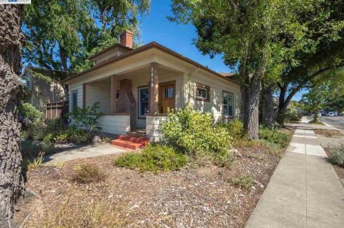 2519 8th St, Livermore, CA 94550-4605