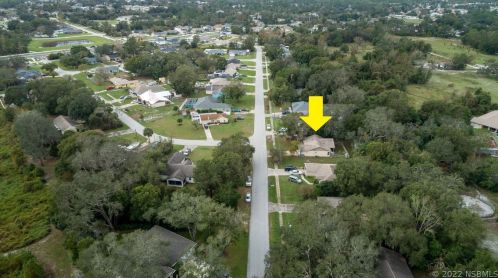 2033 Brewster Dr, Deltona FL  32738-9597 exterior
