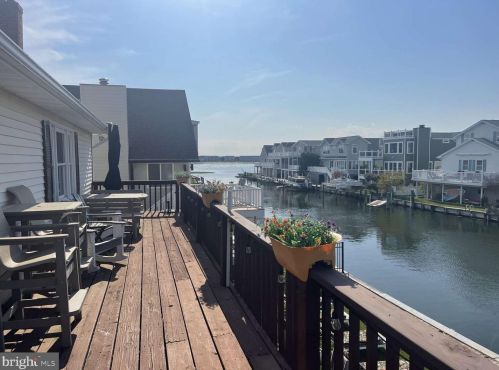 47 Bayside Dr, Selbyville DE  19944-4539 exterior