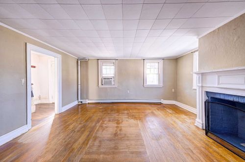 78 Old Glenham Rd, Fishkill NY  12524-3104 exterior