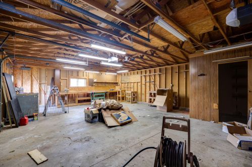 1264 Frayne Dr, New Carlisle OH  45344-2816 exterior