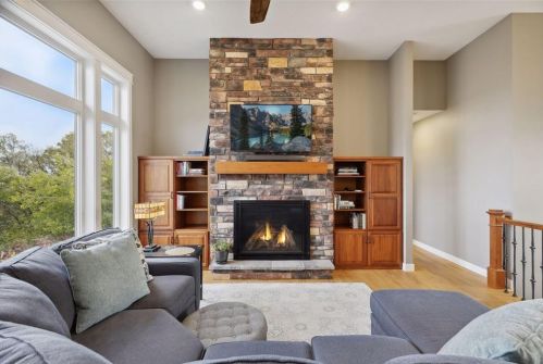 596 Grange Rd, Hudson WI  54016-7079 exterior