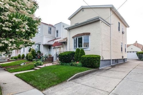 137-24 234th St, Jamaica, NY 11422-2115