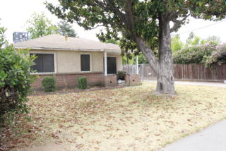5241 44th St, Sacramento, CA 95820-5133
