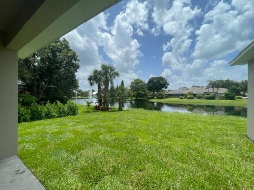 3906 58th Cir, Vero Beach FL  32966-6522 exterior