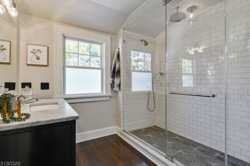 134 Maplewood Ave, Maplewood NJ 07040-1233 exterior