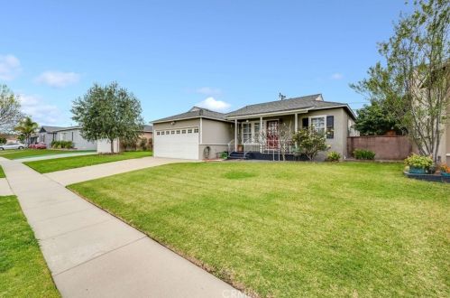 4739 Oliva Ave, Lakewood, CA 90712-3514