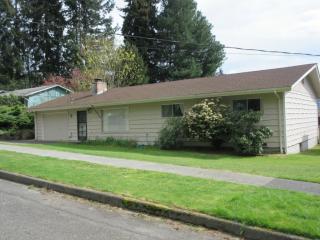 2909 Helm St, Bremerton, WA 98310-5214