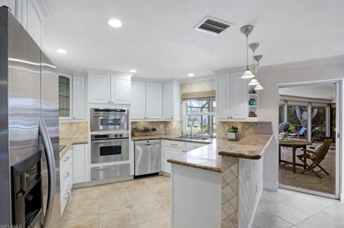 1893 Snook Dr, Naples, FL 34102-1577
