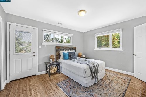 1831 Oakmead Dr, Concord CA 94520-3006 exterior