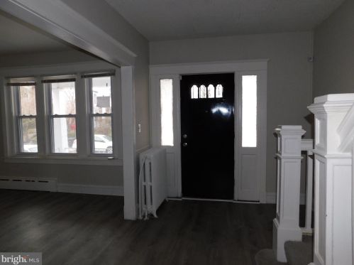 2006 Jefferson St, Wilmington, DE 19802-4016