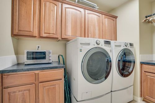 9509 Orangewood Trl, Denton TX 76207-8623 exterior