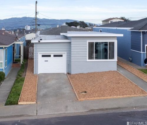 53 Wavecrest Dr, Daly City, CA 94015-4640