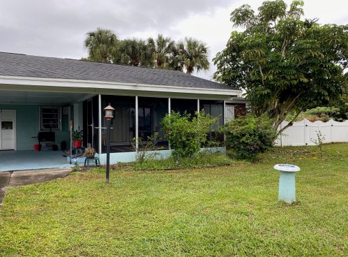 1208 York Ave, Fort Pierce, FL 34982-3647