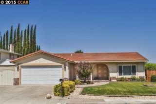 151 Fairoaks Way, West Pittsburg, CA 94565-6207